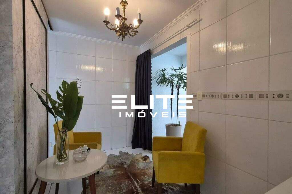 Sobrado à venda no Bairro Jardim: 