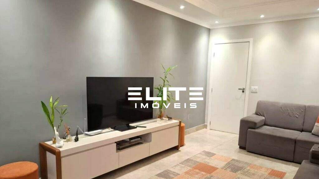 Sobrado à venda no Vila Assunção: 