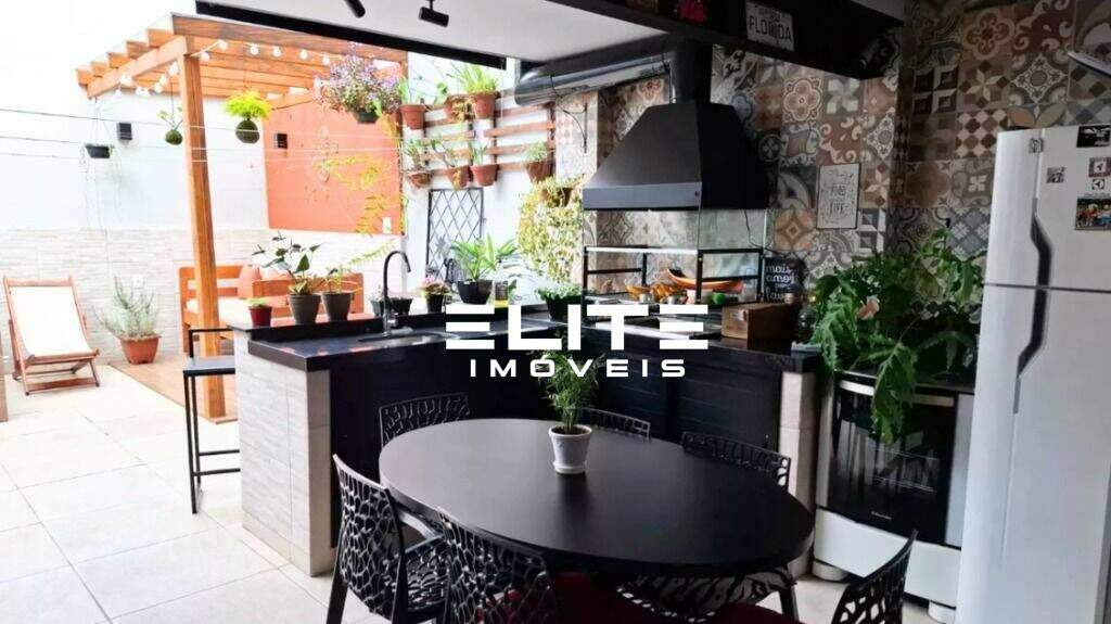 Sobrado à venda no Vila Assunção: 