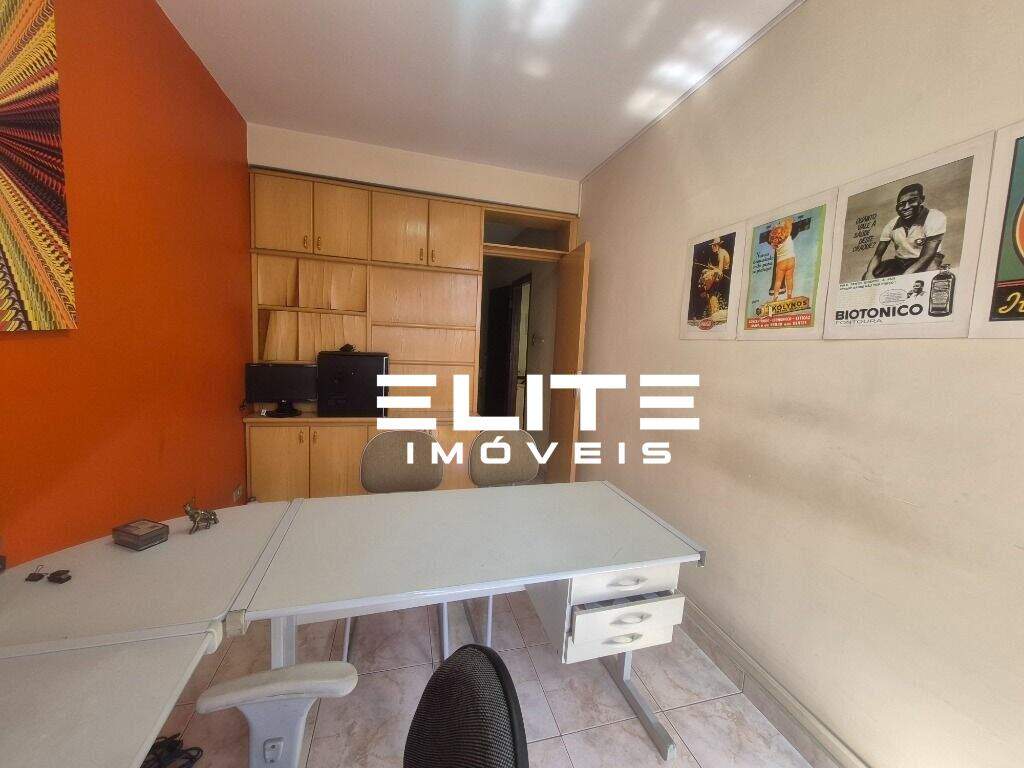 Sala à venda no Centro: 