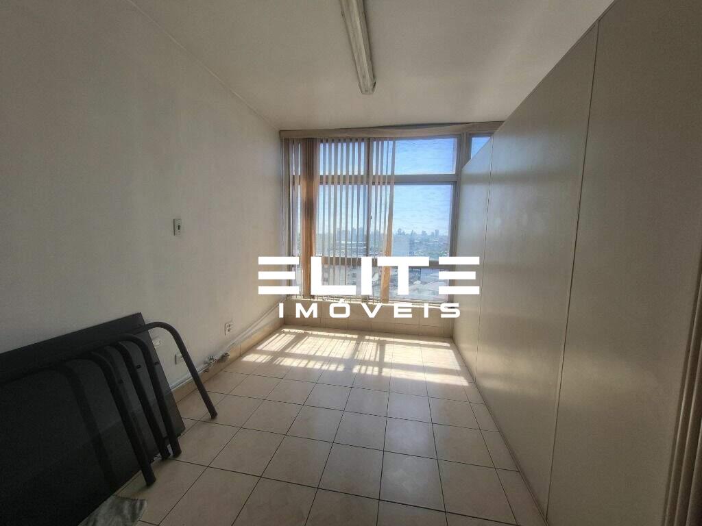 Sala à venda no Centro: 