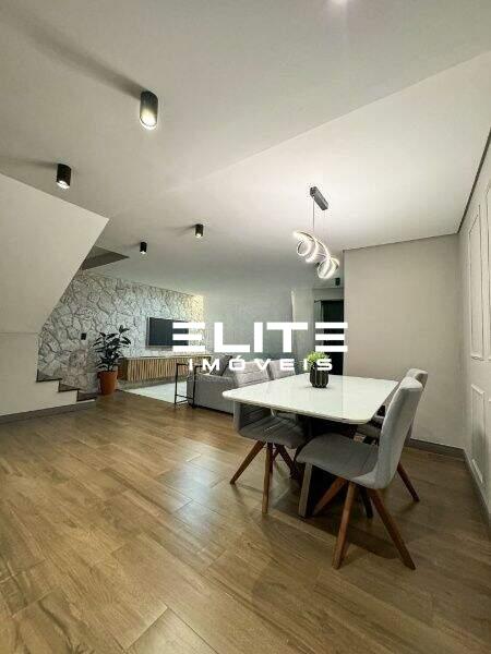 Sobrado à venda no Jardim Bela Vista: 