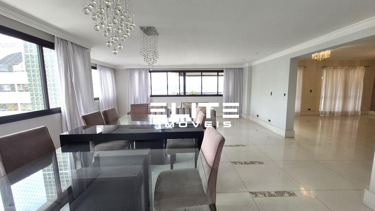 Cobertura à venda no Centro: 