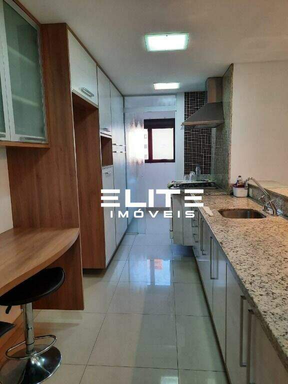 Apartamento para aluguel no Bairro Jardim: 