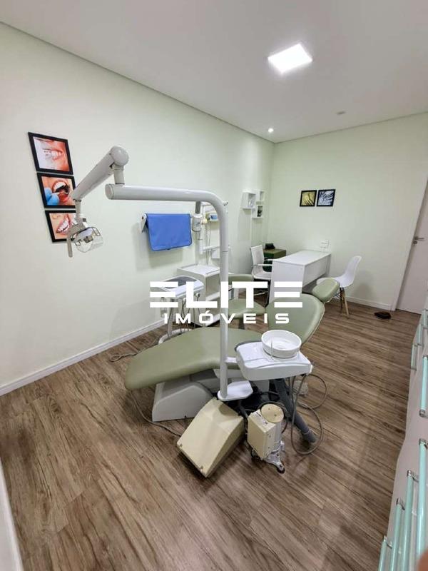 Sala para aluguel no Centro: 