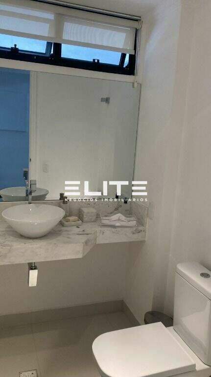 Apartamento para aluguel no Bairro Jardim: 