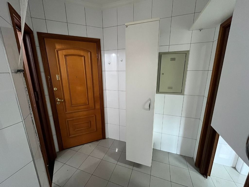 Apartamento para aluguel no Bairro Jardim: 