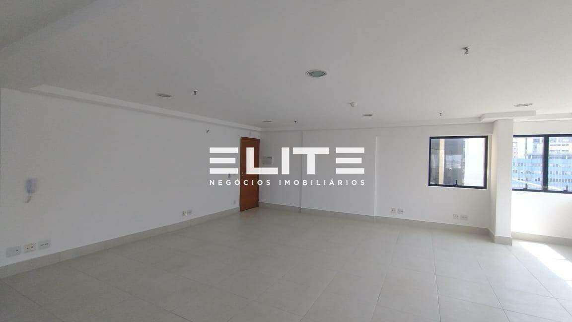 Sala para aluguel no Centro: 