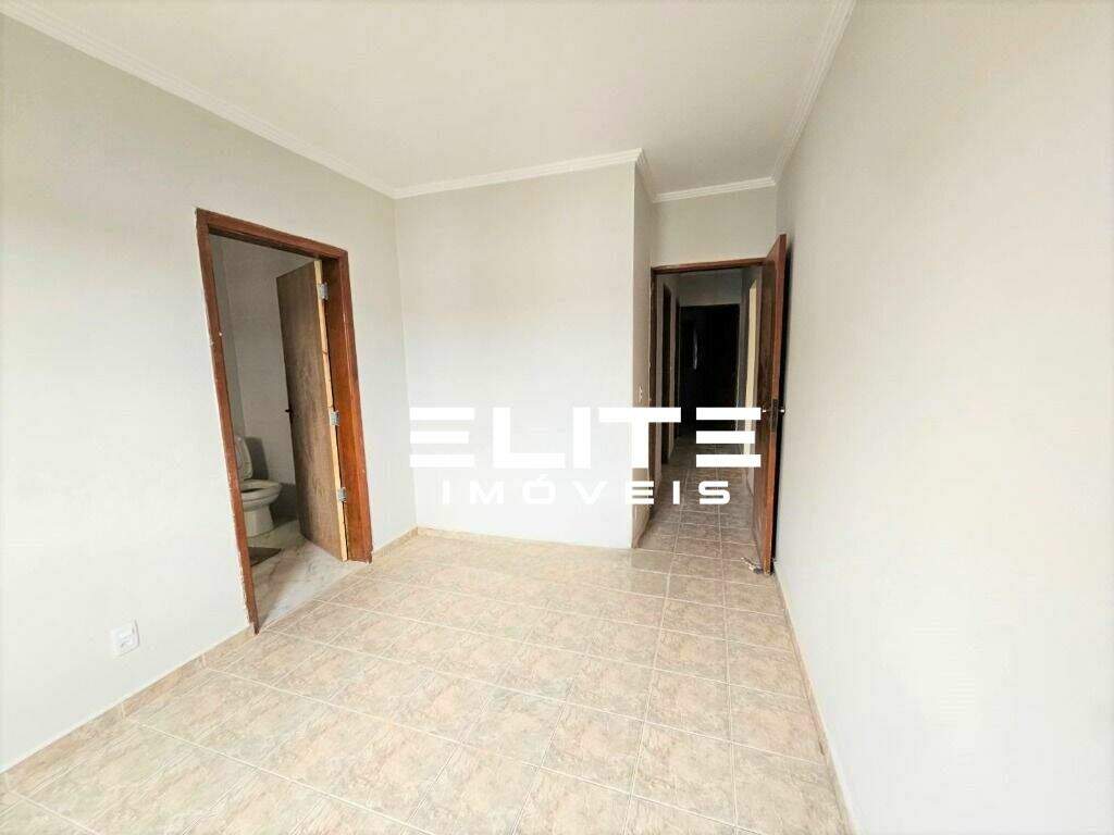 Casa para aluguel no Utinga: 