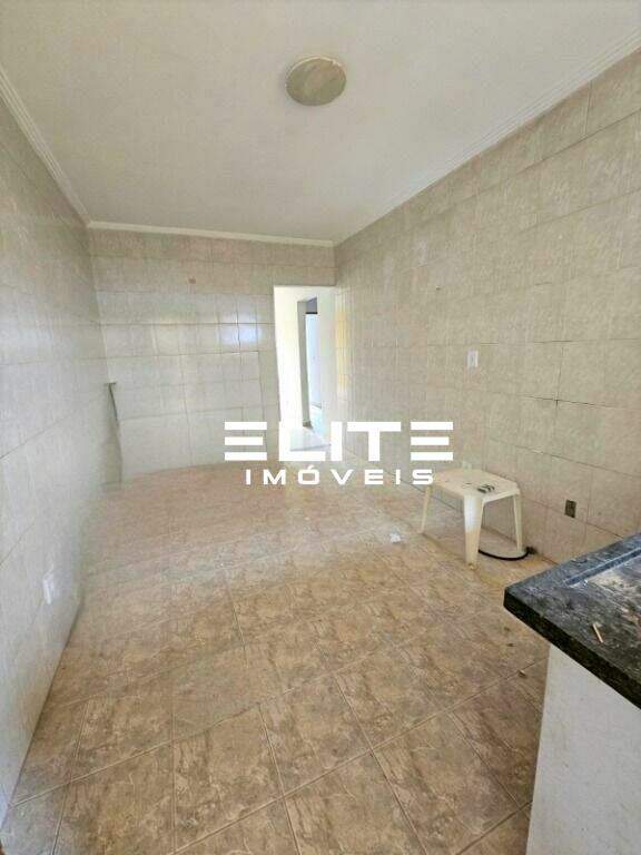 Casa para aluguel no Utinga: 