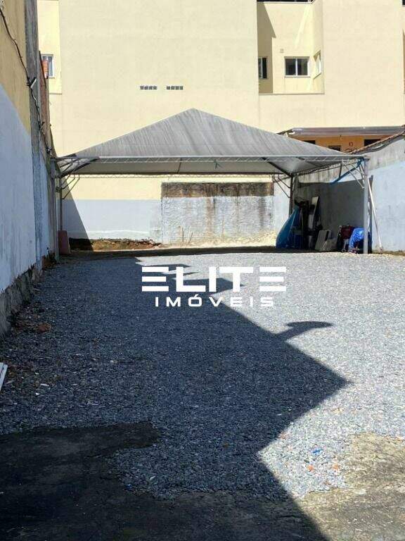 Terreno para aluguel no Bairro Jardim: 