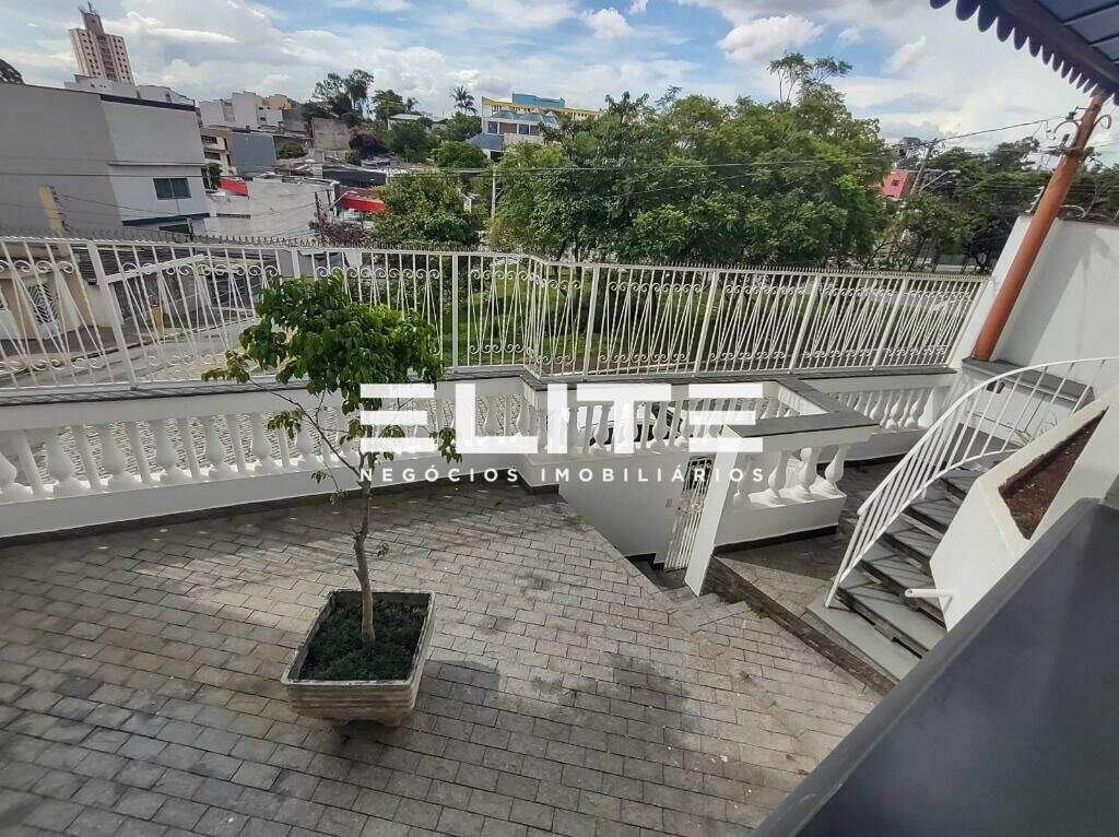 Sobrado para aluguel no Vila Valparaíso: 