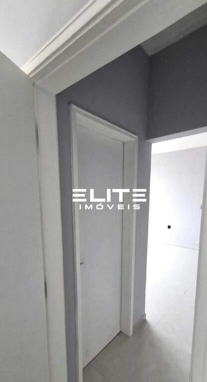 Sala para aluguel no Centro: 