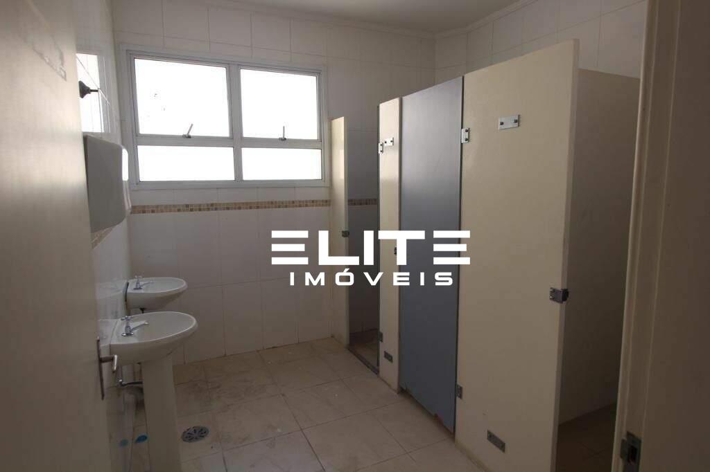 Salão para aluguel no Centro: 