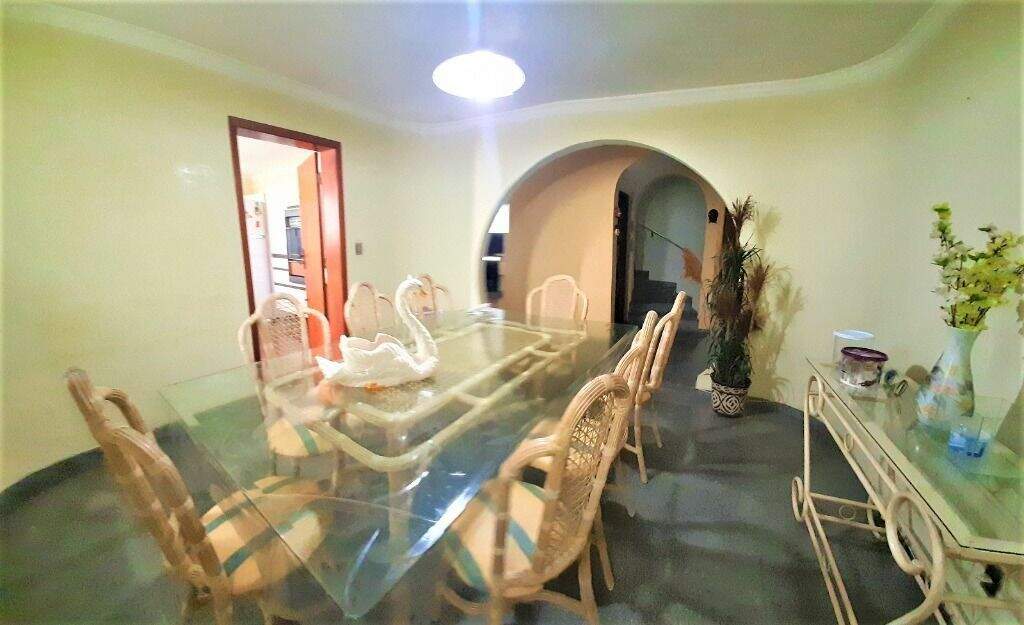 Sobrado para aluguel no Bairro Jardim: 