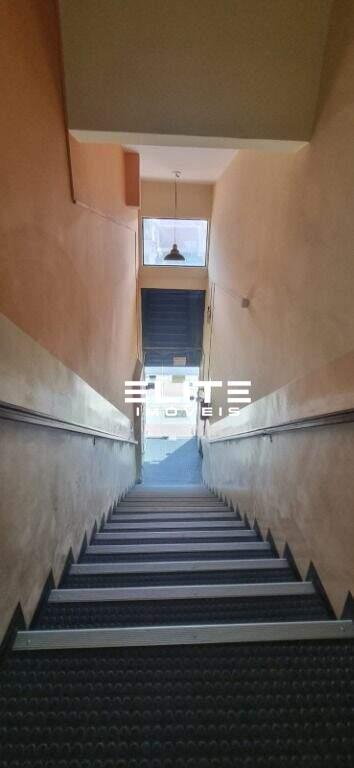 Sala para aluguel no Centro: 