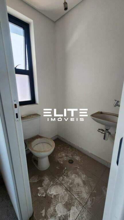 Sala para aluguel no Centro: 