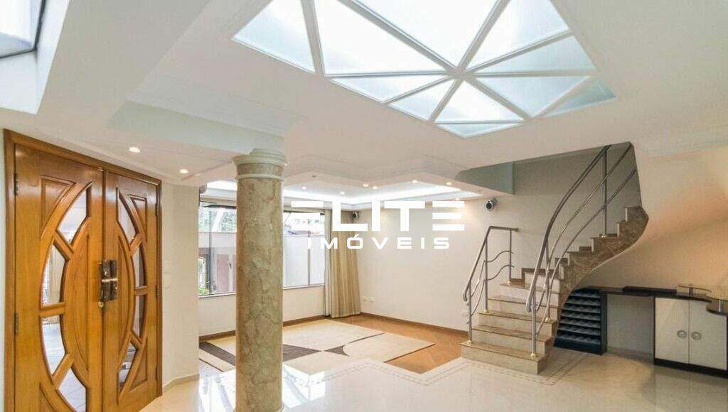 Sobrado para aluguel no Bairro Jardim: 