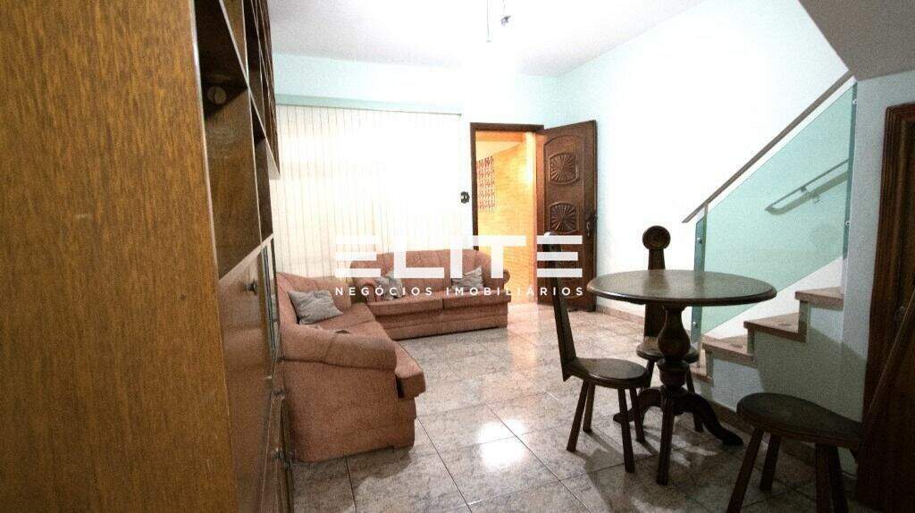 Sobrado para aluguel no Bairro Jardim: 