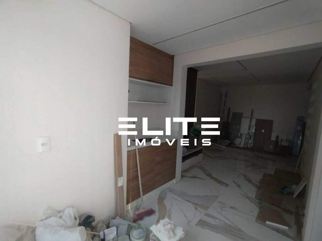 Apartamento para aluguel no Bairro Jardim: 