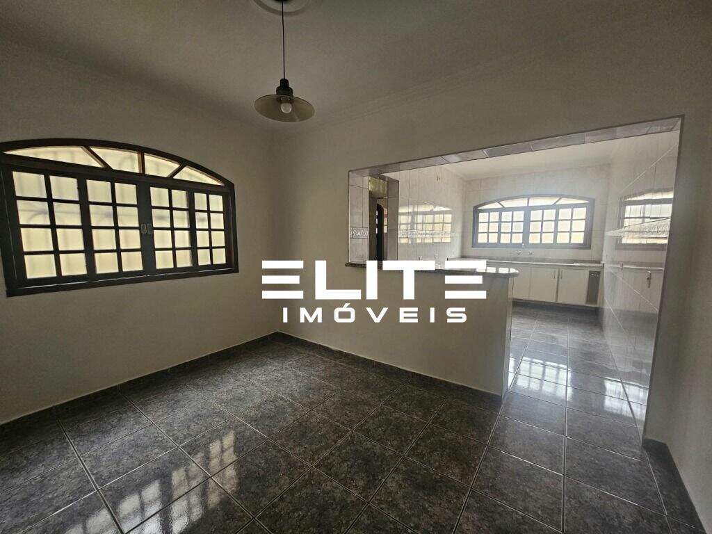 Sobrado para aluguel no Campestre: 