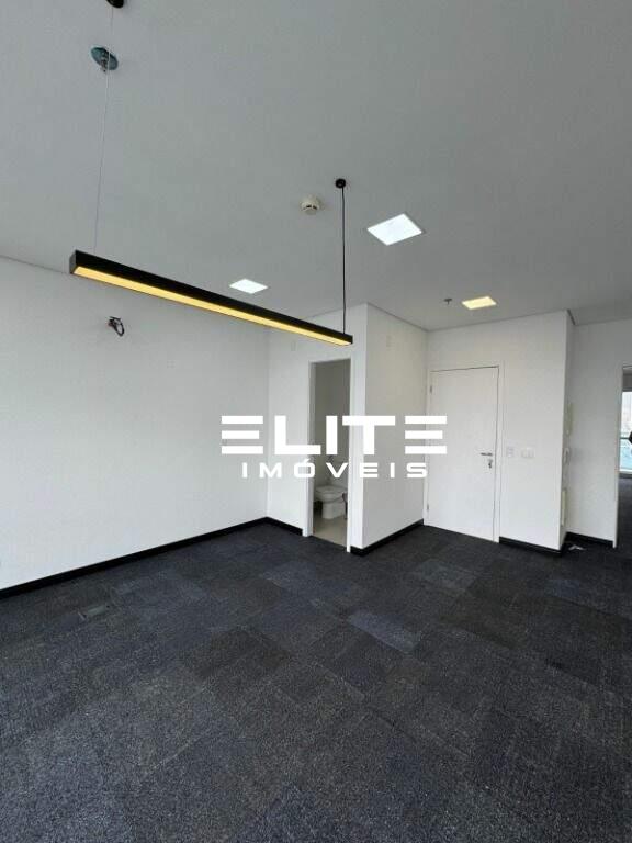 Sala para aluguel no Baeta Neves: 