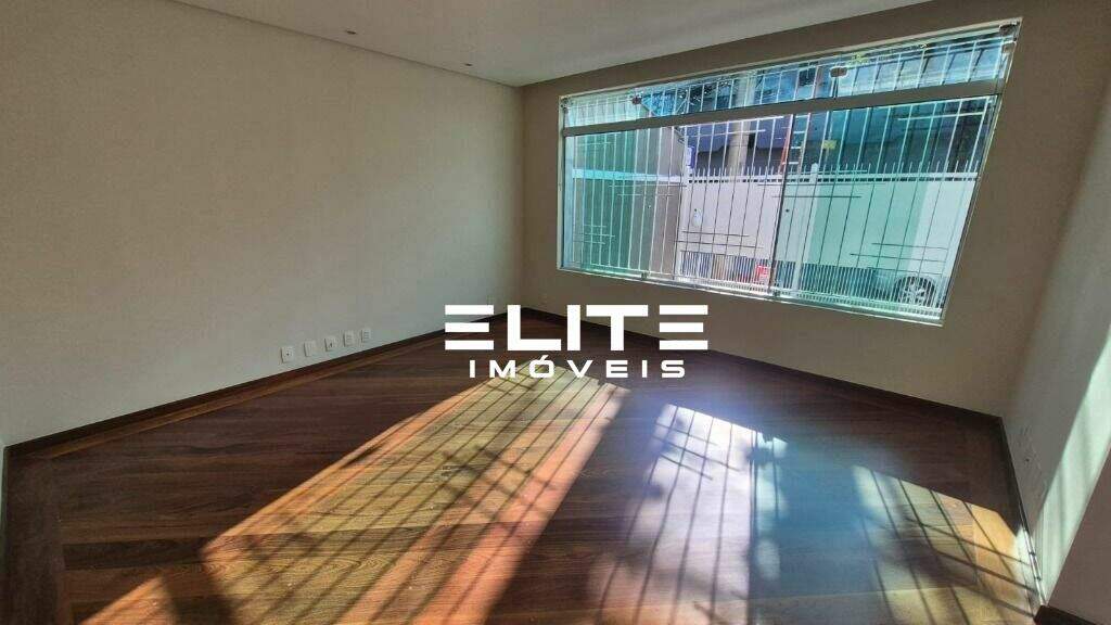 Sobrado para aluguel no Bairro Jardim: 