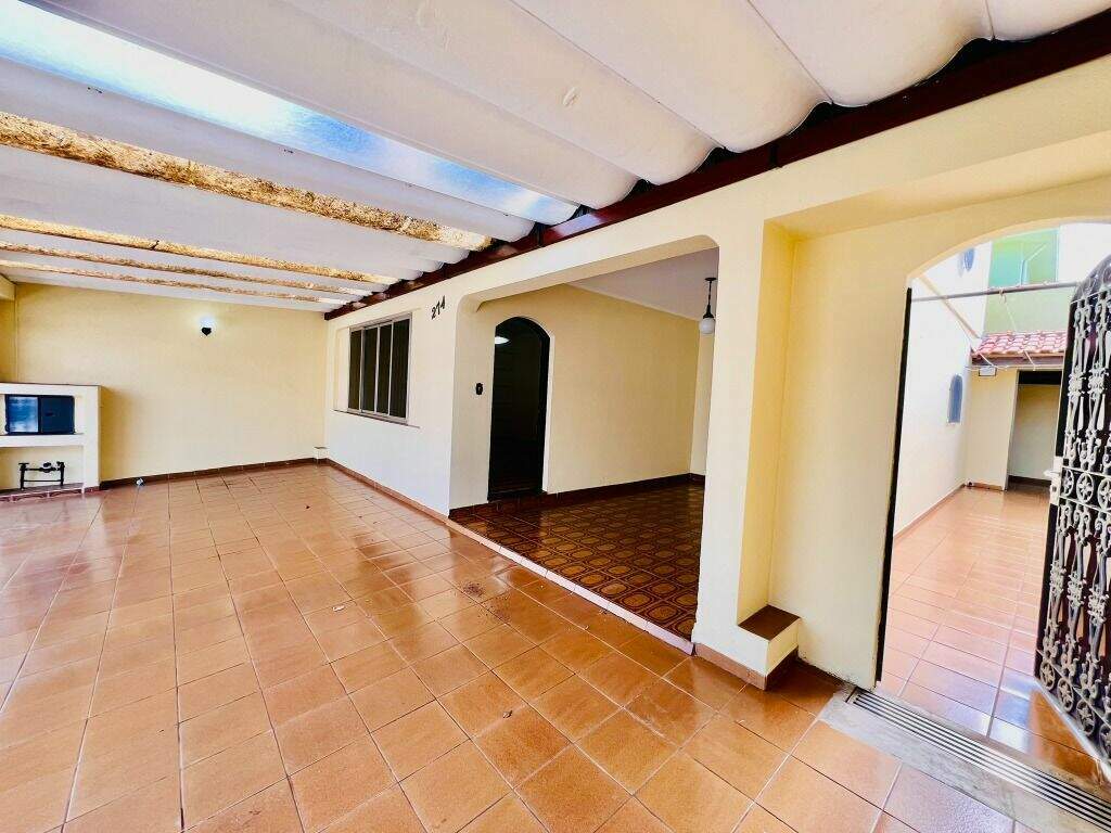 Sobrado para aluguel no Santa Maria: 