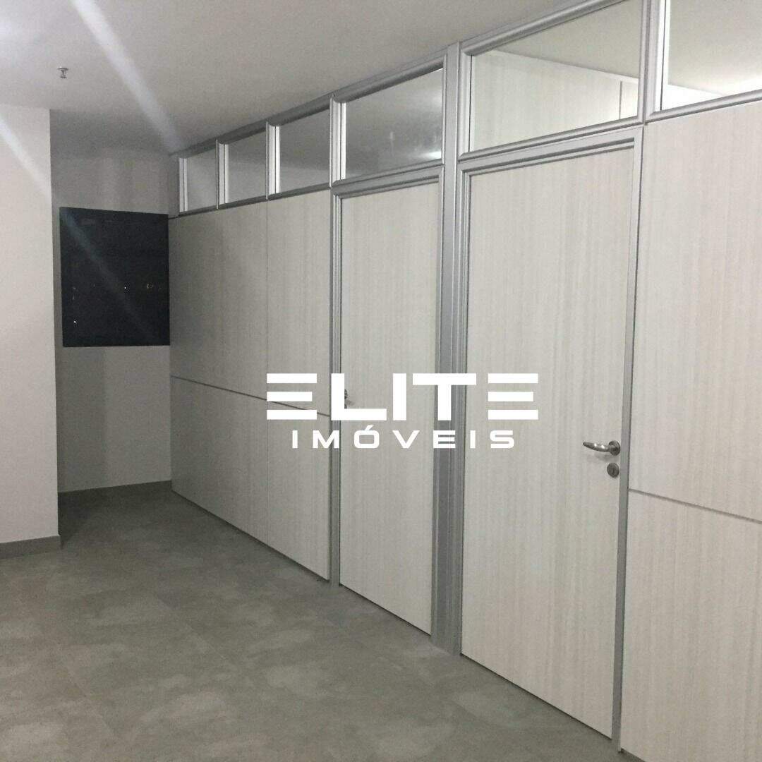 Sala para aluguel no Centro: 