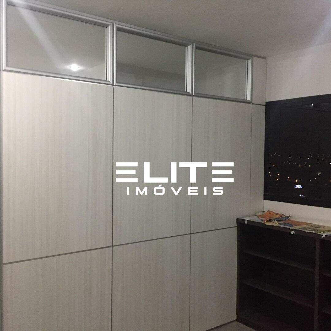 Sala para aluguel no Centro: 