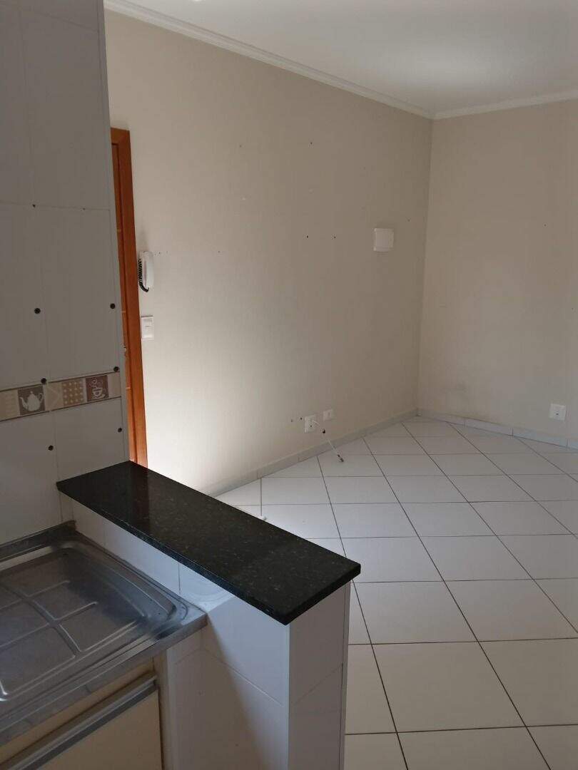 Apartamento para aluguel no Campestre: 