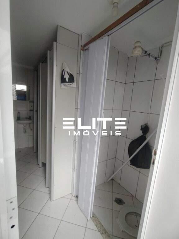 Prédio para aluguel no Centro: 