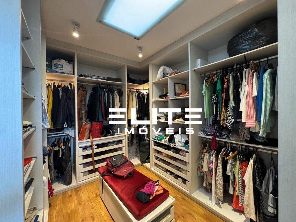 Sobrado para aluguel no Bairro Jardim: 