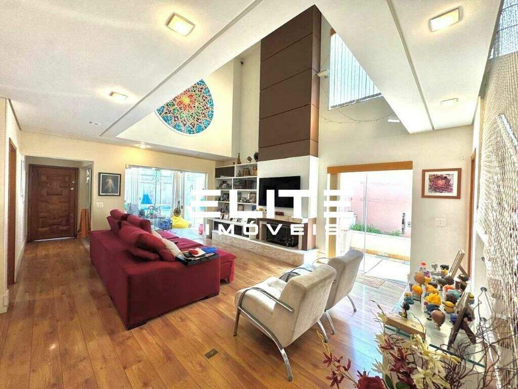 Sobrado para aluguel no Bairro Jardim: 