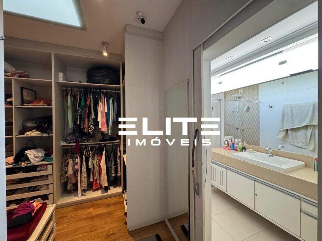 Sobrado para aluguel no Bairro Jardim: 