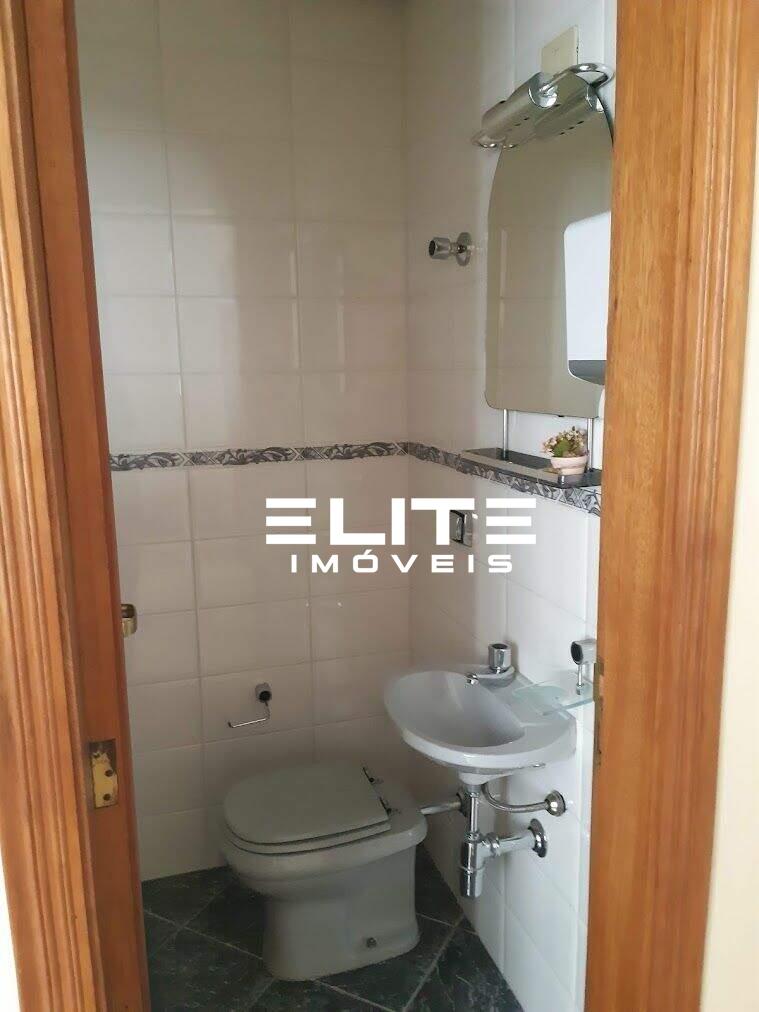 Sala para aluguel no Centro: 