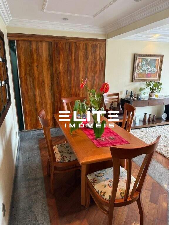 Apartamento para aluguel no Bairro Jardim: 