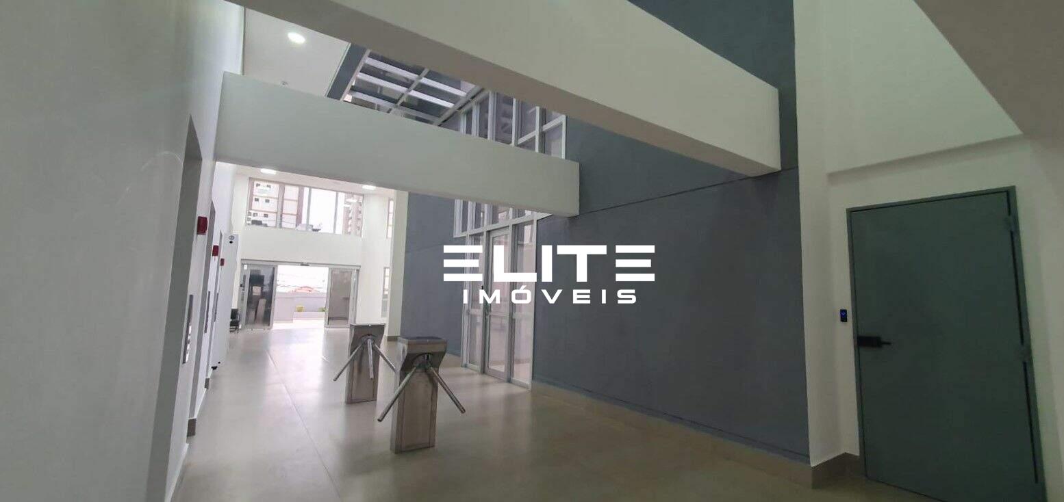 Sala para aluguel no Centro: 