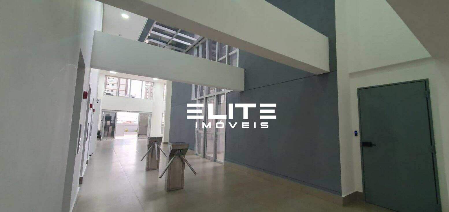 Sala para aluguel no Centro: 