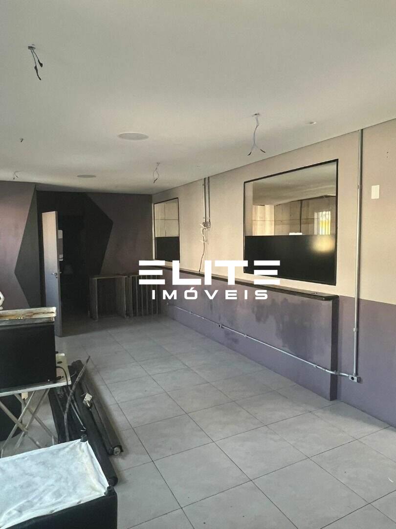 Salão para aluguel no Jardim do Mar: 