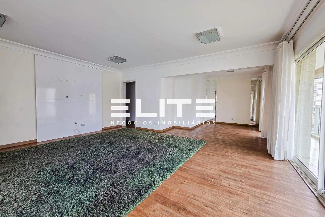 Apartamento para aluguel no Jardim: 
