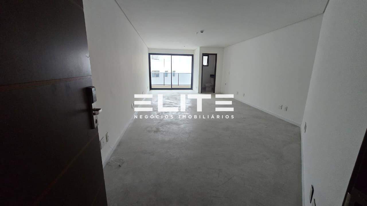 Sala para aluguel no Centro: 