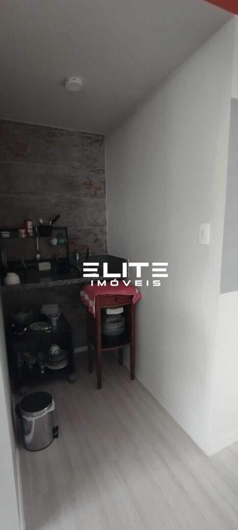 Sala para aluguel no Centro: 