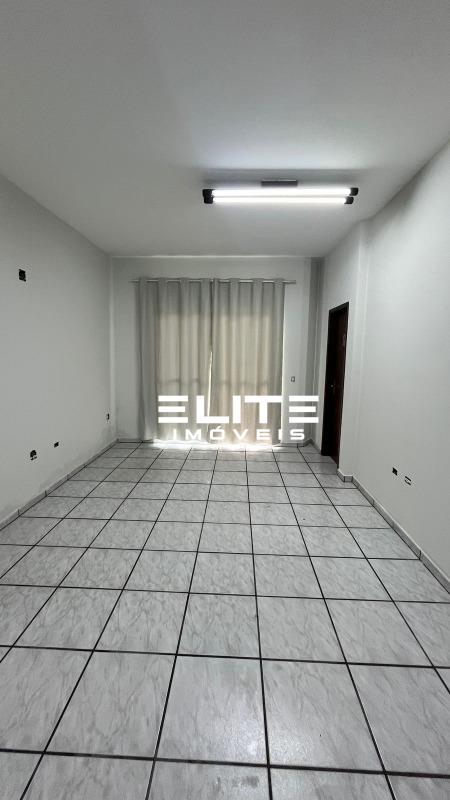 Salão para aluguel no Jardim Las Vegas: 