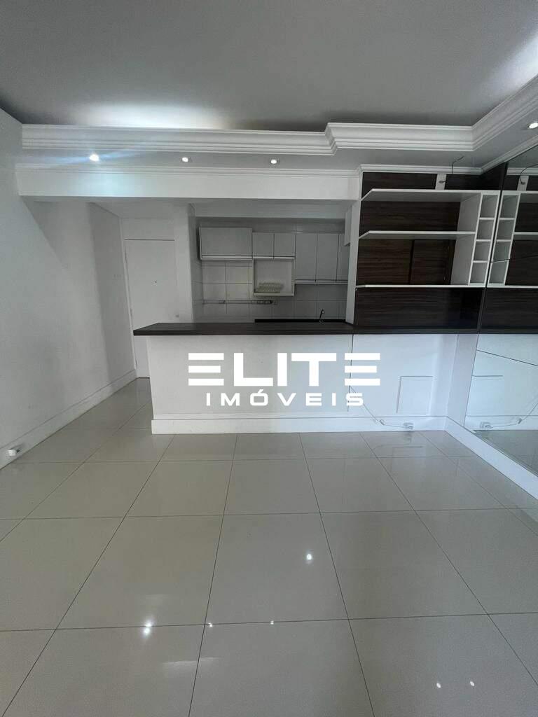 Apartamento para aluguel no Bairro Jardim: 