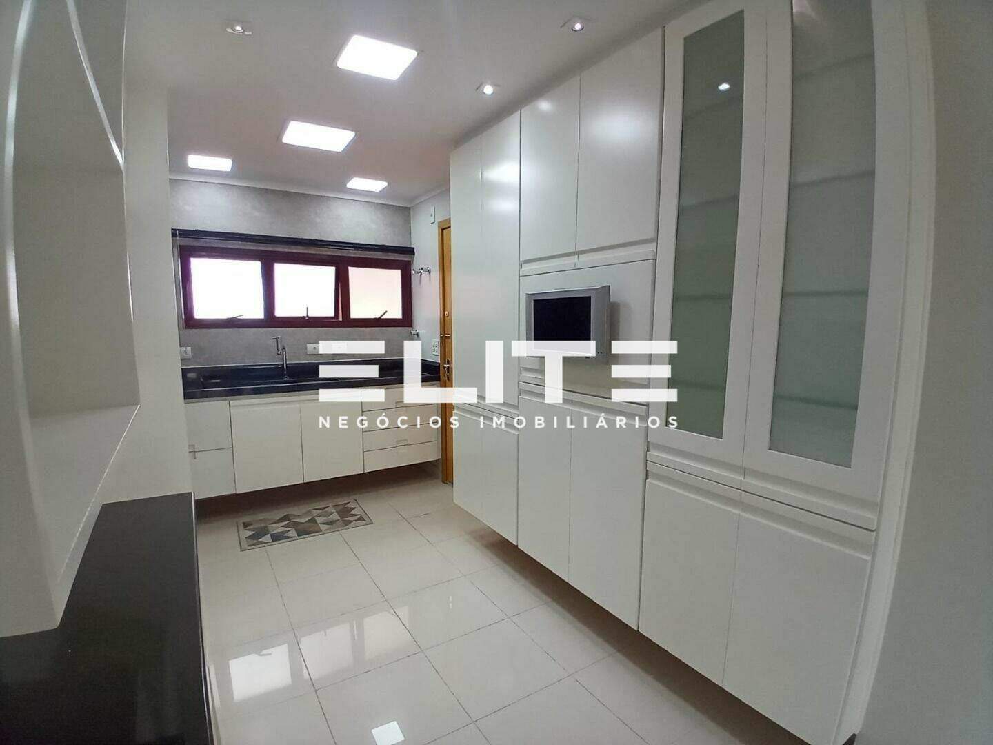 Apartamento para aluguel no Jardim: 