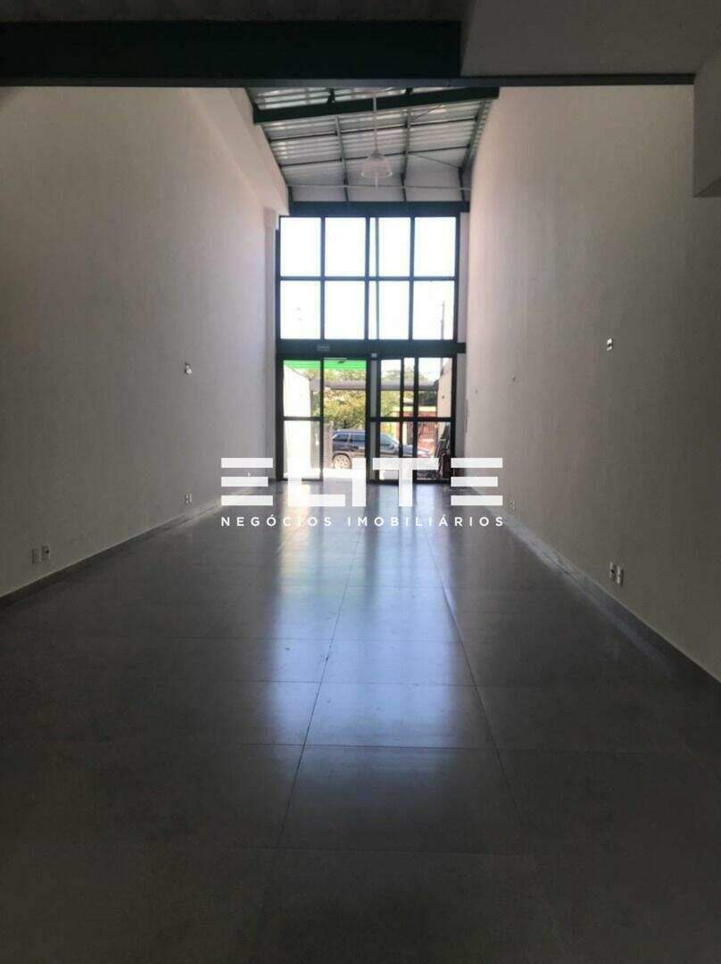 Salão para aluguel no Vila Assunção: 