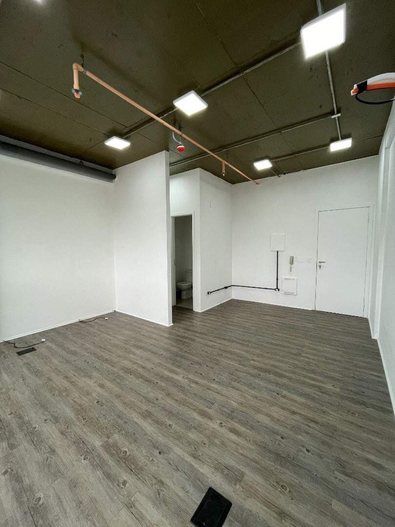 Sala para aluguel no Vila Baeta Neves: 