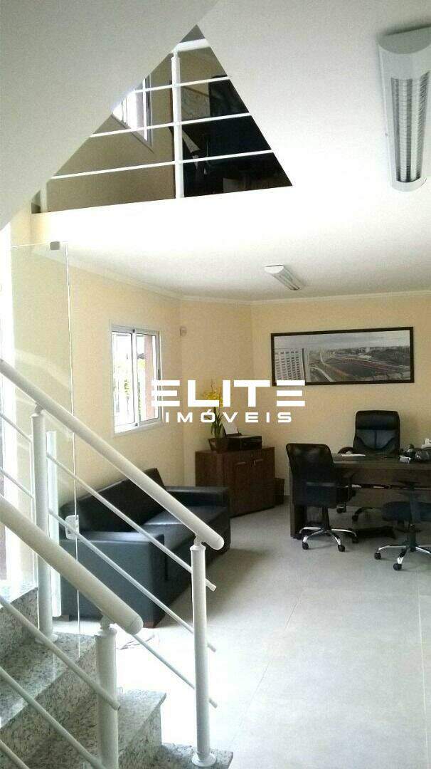 Sobrado para aluguel no Vila América: 