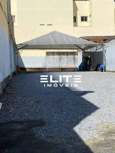 Terreno para aluguel no Campestre: 